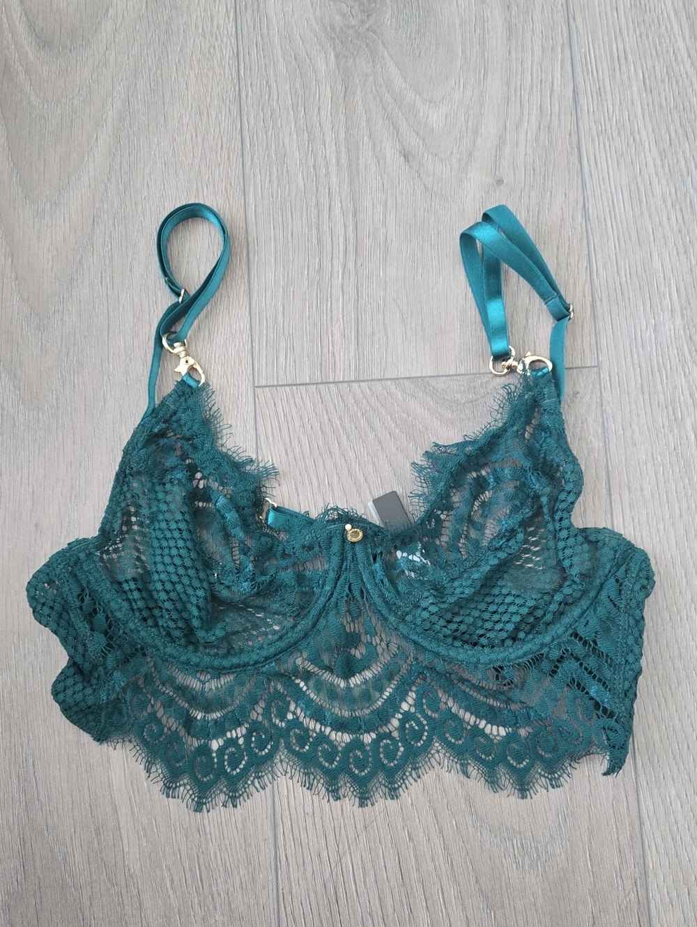 BNWT Gooseberry "Full on Glam" Bra